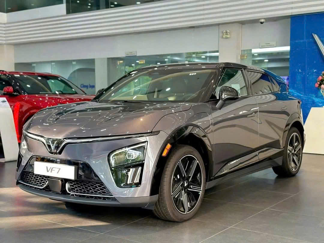 vf7 mau xam vinfast hochiminh.com .vn Hệ thống Đại lý VinFast tại Thành phố Hồ Chí Minh