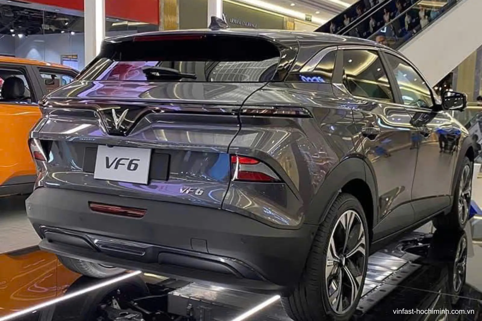 vf6 plus mau xam 4 vinfast hochiminh.com .vn Chi tiết VinFast VF6 - Giá lăn bánh & Khuyến mãi mới nhất